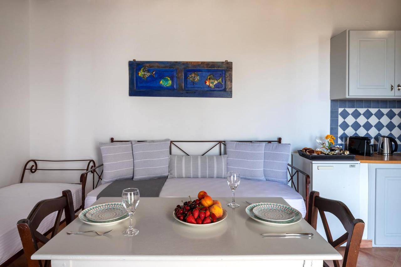 Cochili Rooms & Apartments อาโซลิมโนส ภายนอก รูปภาพ