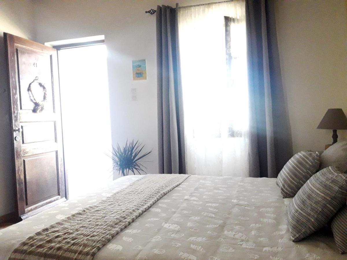 Cochili Rooms & Apartments อาโซลิมโนส ภายนอก รูปภาพ
